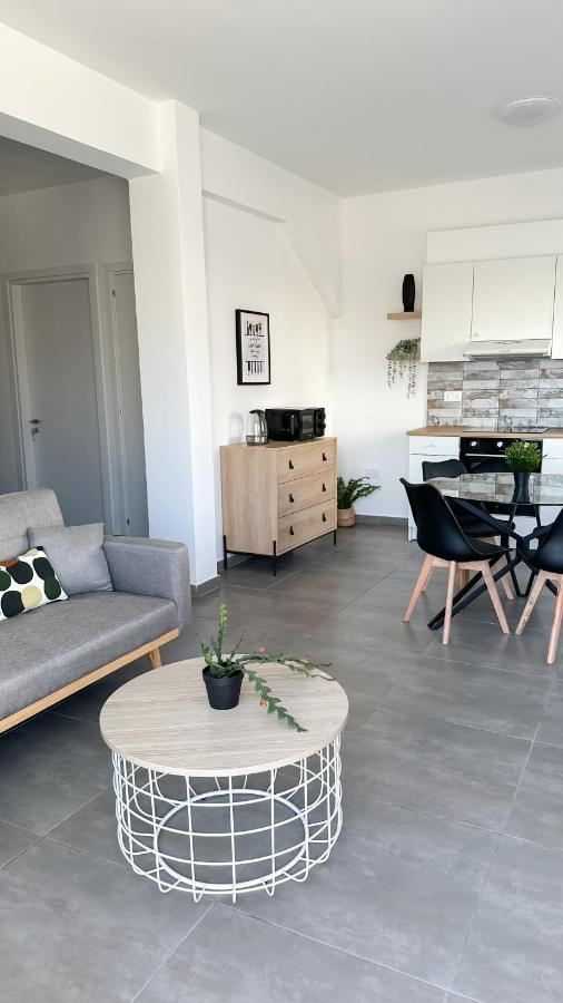 Vacation Mode Apartment Ayia Napa Bagian luar foto